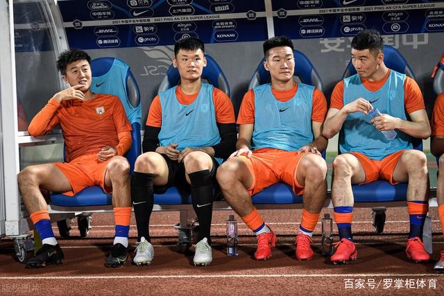 杨瀚森29+11+7青岛加时险胜吉林 深圳大胜山东