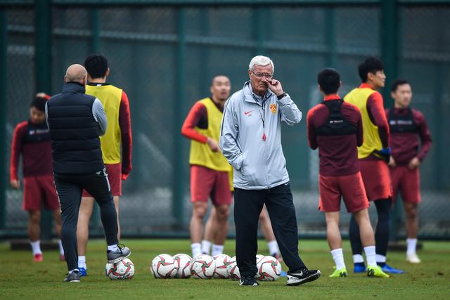 骑士再取十连胜送黄蜂十连败 爵士力克魔术